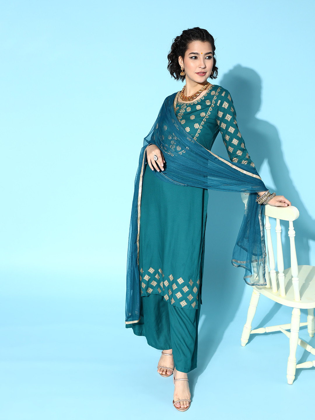 

Moda Rapido Women Green & Golden Ethnic Motifs Print Kurta with Palazzos & Dupatta