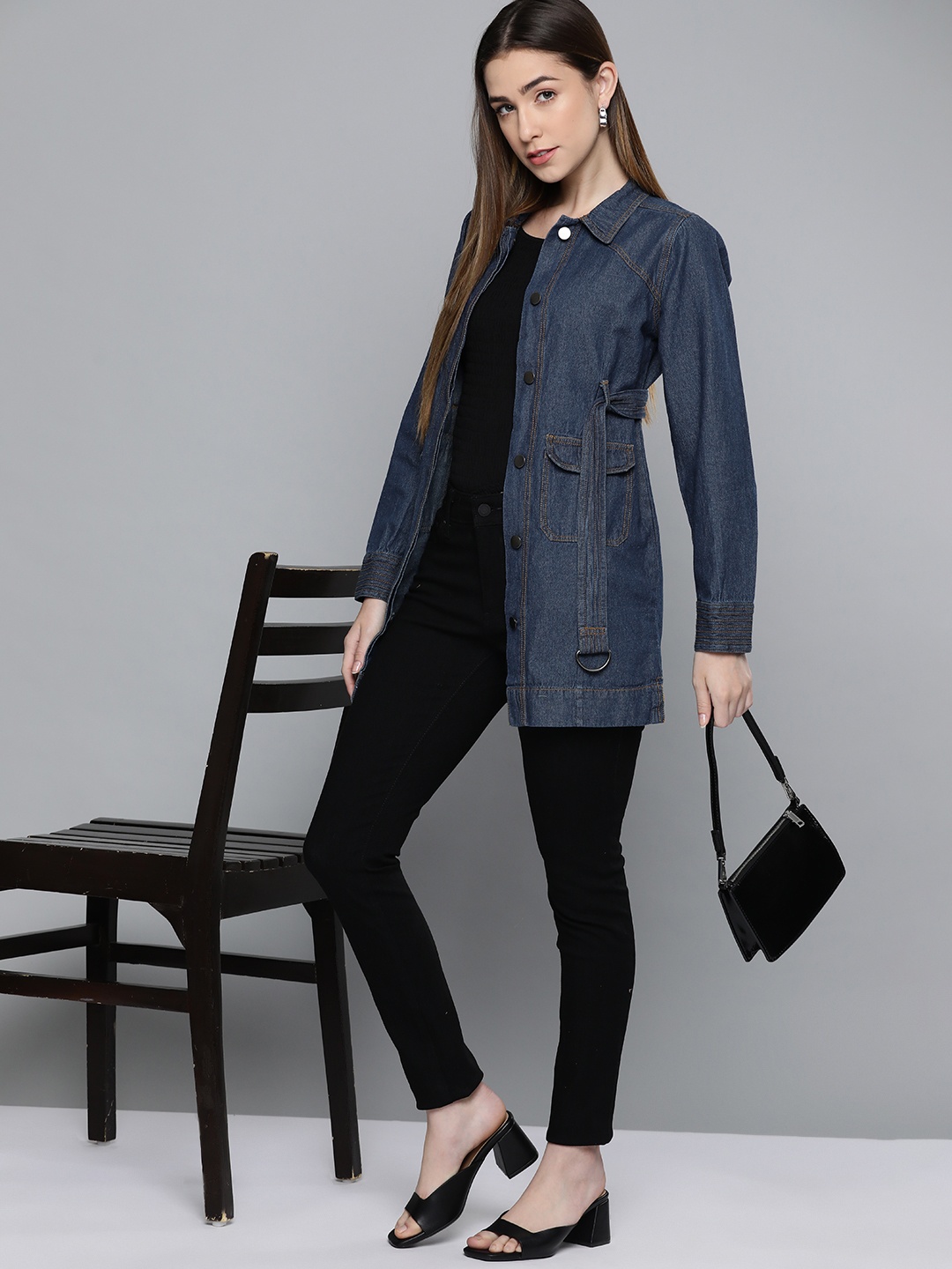 

Chemistry Women Navy Blue Pure Cotton Longline Denim Jacket