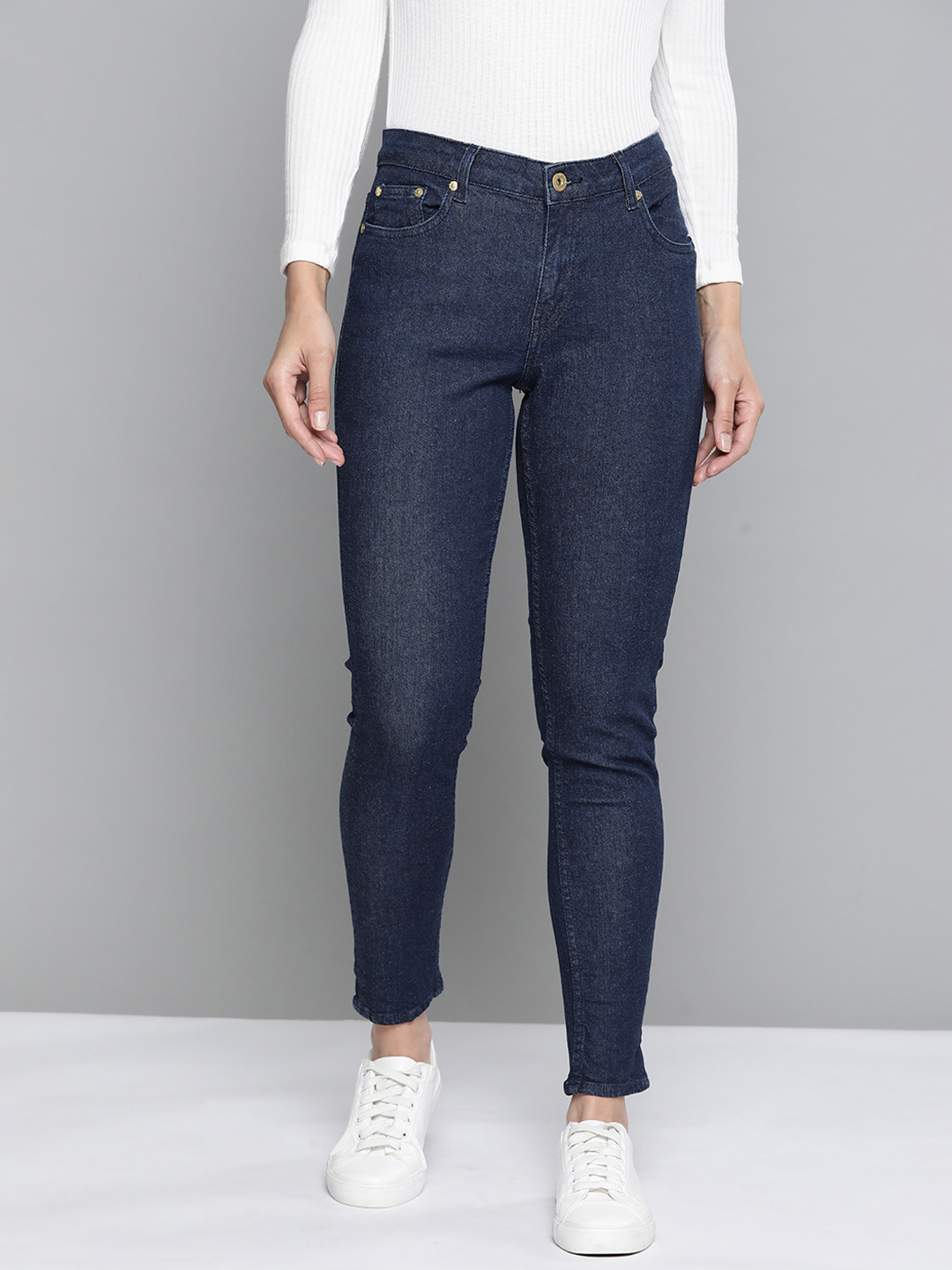 

Chemistry Women Navy Blue Slim Fit Mid-Rise Stretchable Jeans