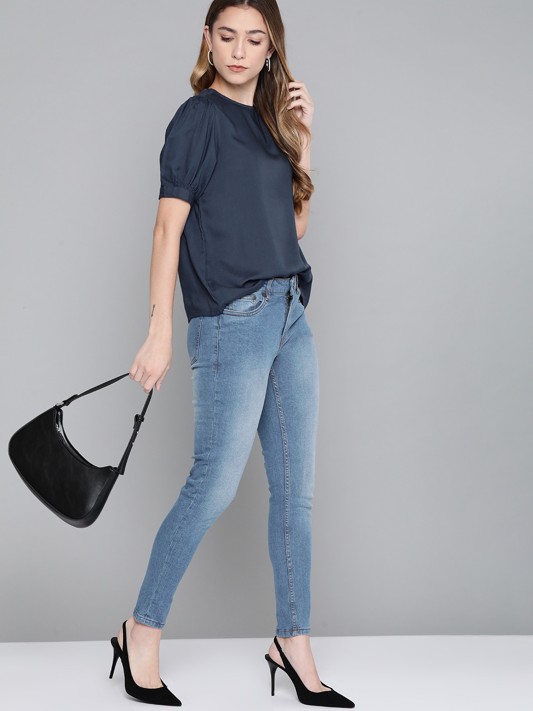 

Chemistry Women Skinny Fit Light Blue Faded Stretchable Jeans