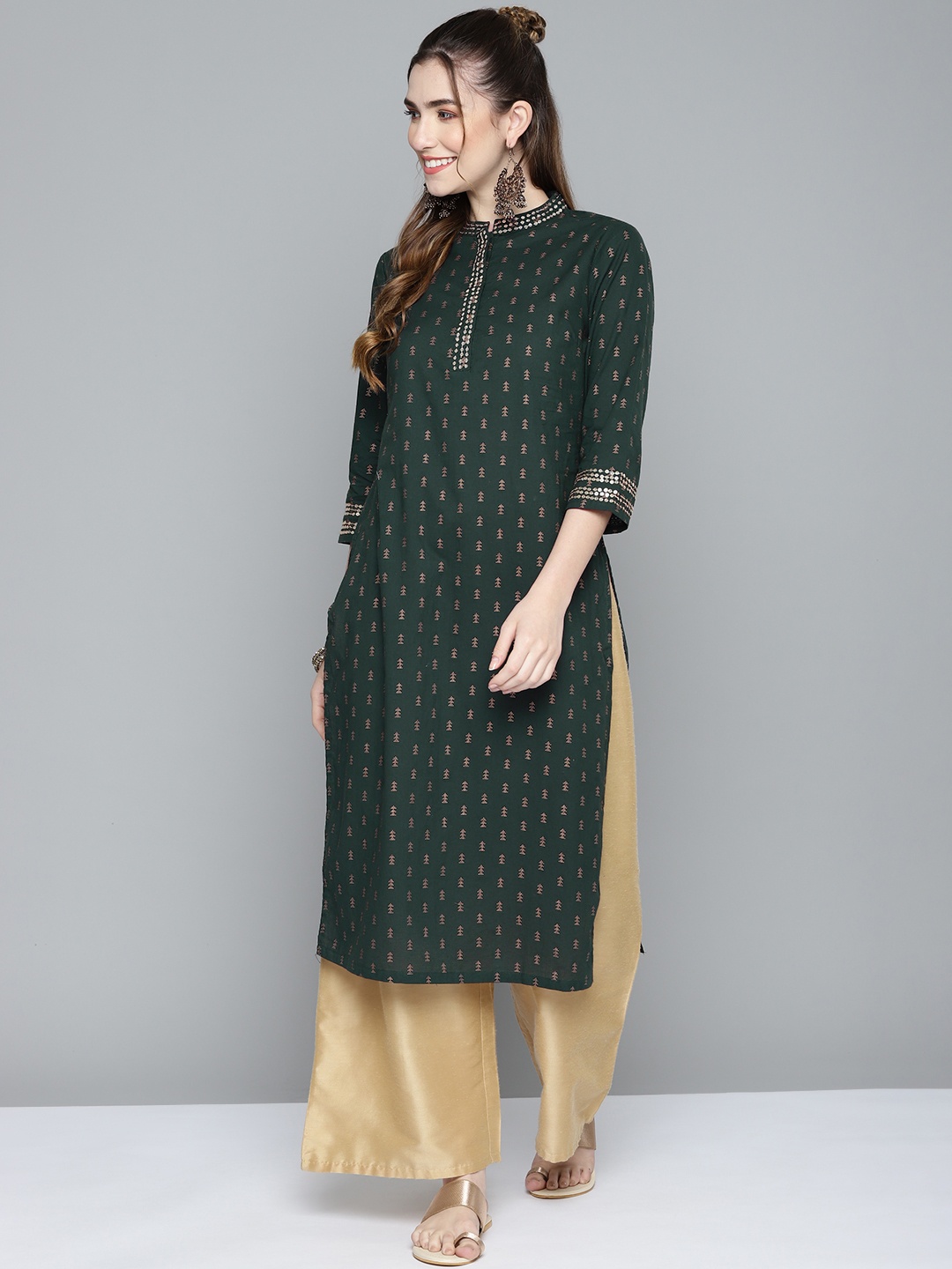 

HERE&NOW Women Green & Golden Pure Cotton Geometric Printed Straight Kurta