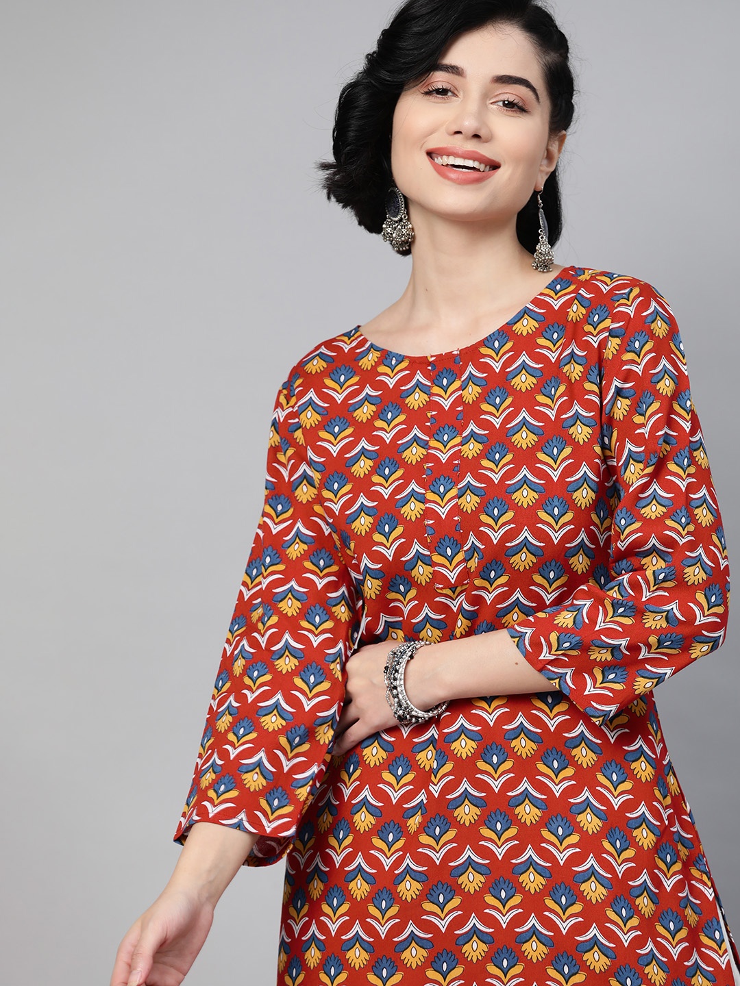 

HERE&NOW Women Red & Blue Ethnic Motifs Print Kurta