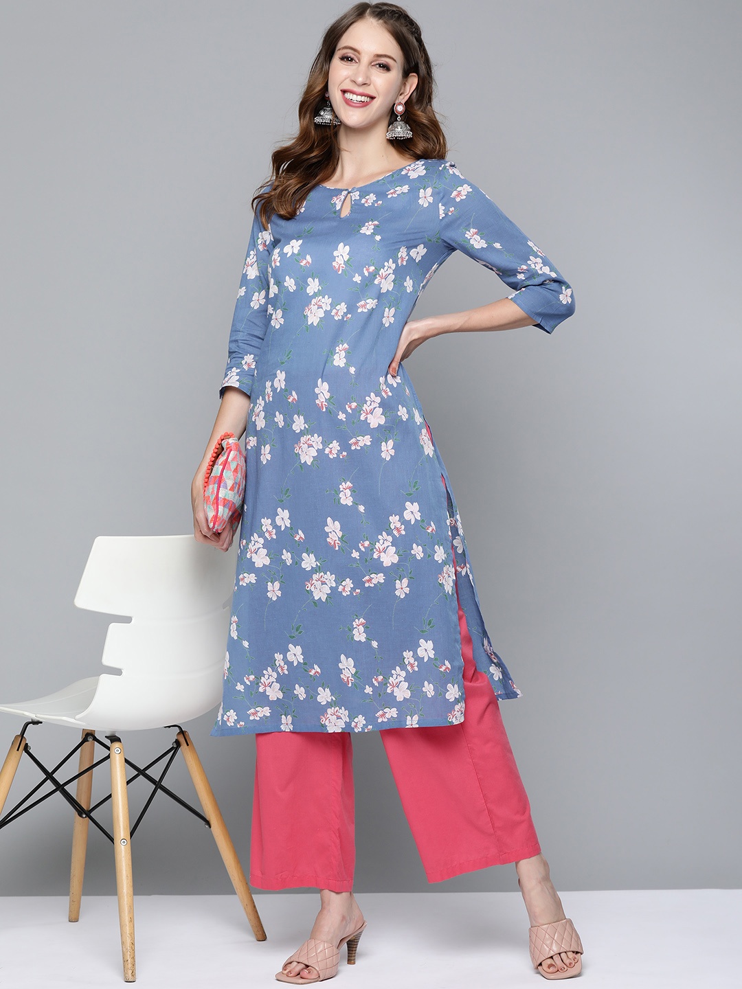 

HERE&NOW Women Blue & Off White Floral Printed Straight Kurta