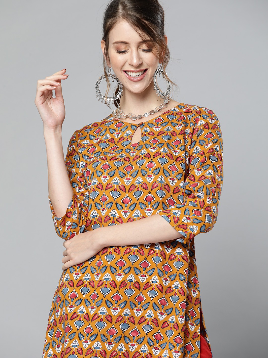 

HERE&NOW Women Mustard Yellow & White Ethnic Motifs Printed Keyhole Neck Kurta