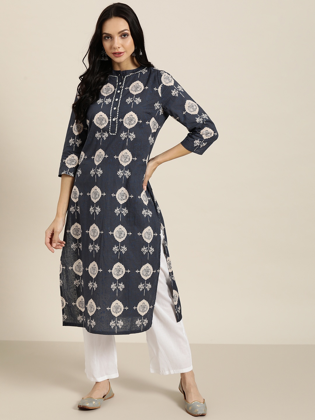 

Moda Rapido Women Grey Ethnic Motifs Printed Pure Cotton Kurta with Trousers