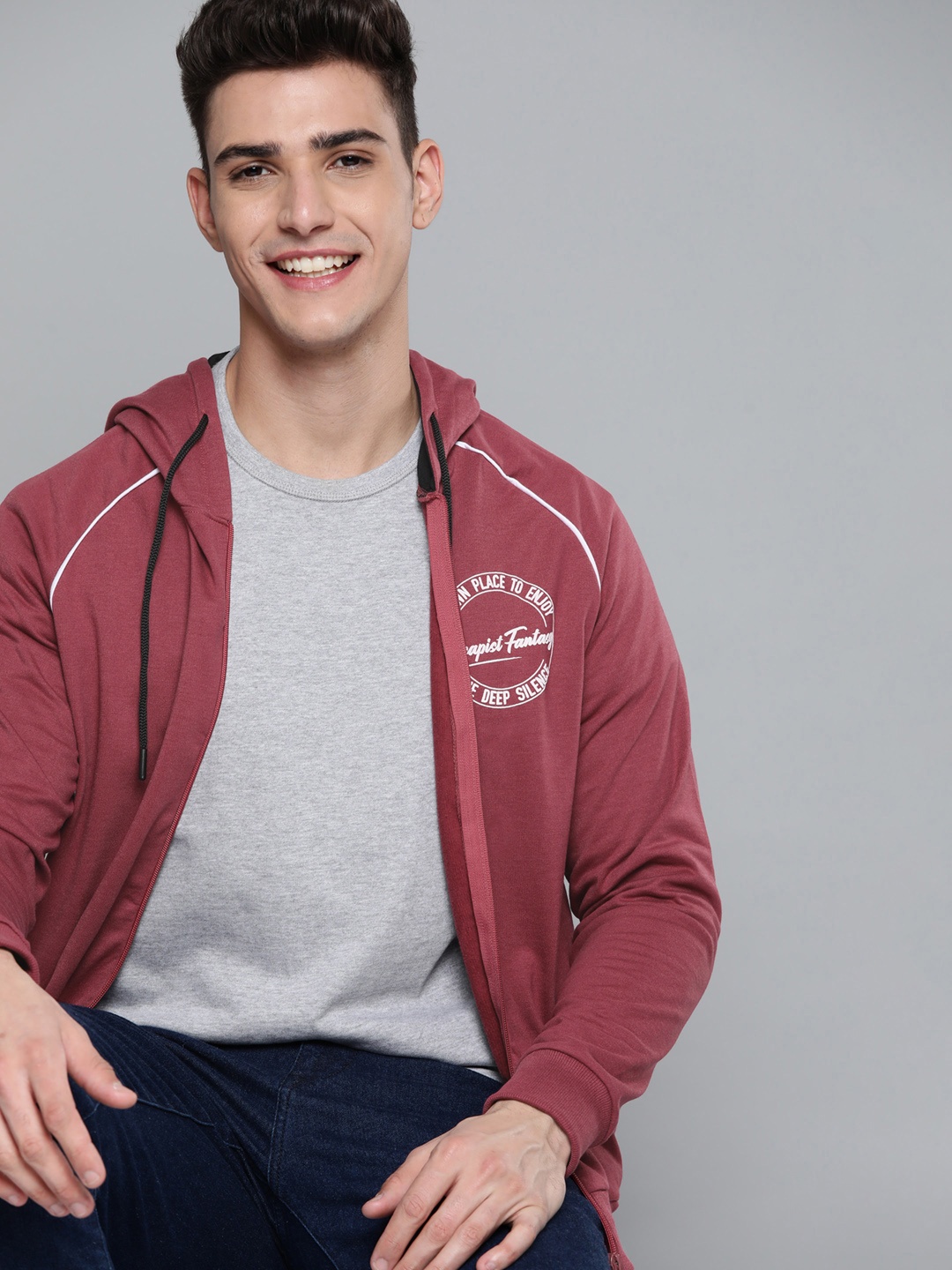 

Mast & Harbour Men Maroon & White Solid Hooded Sweatshirt with Typography Print Detail