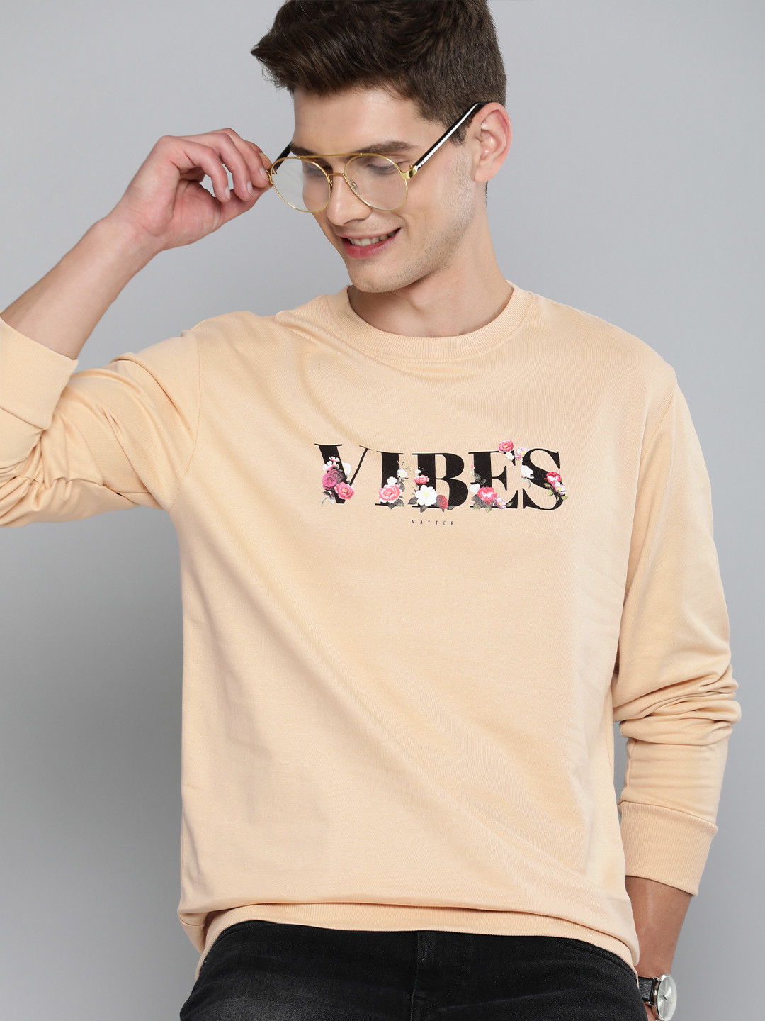 

Mast & Harbour Men Beige Printed Sweatshirt