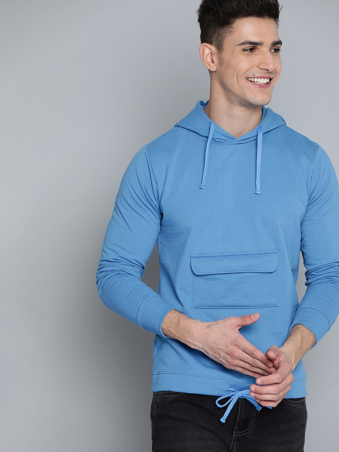 

Mast & Harbour Men Blue Solid Hooded Sweatshirt