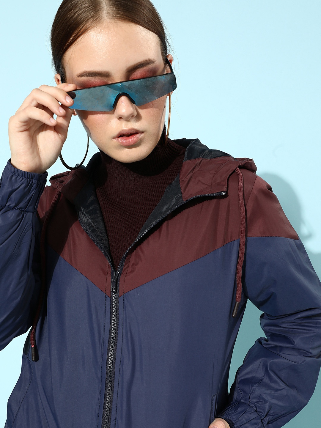 

her by invictus Women Navy Blue & Maroon Colourblocked Hooded Jacket