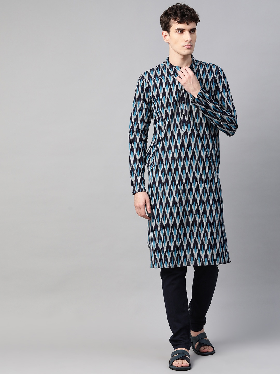 

See Designs Men Navy Blue & Off-White Handloom Ikat Woven Design Pure Cotton Kurta