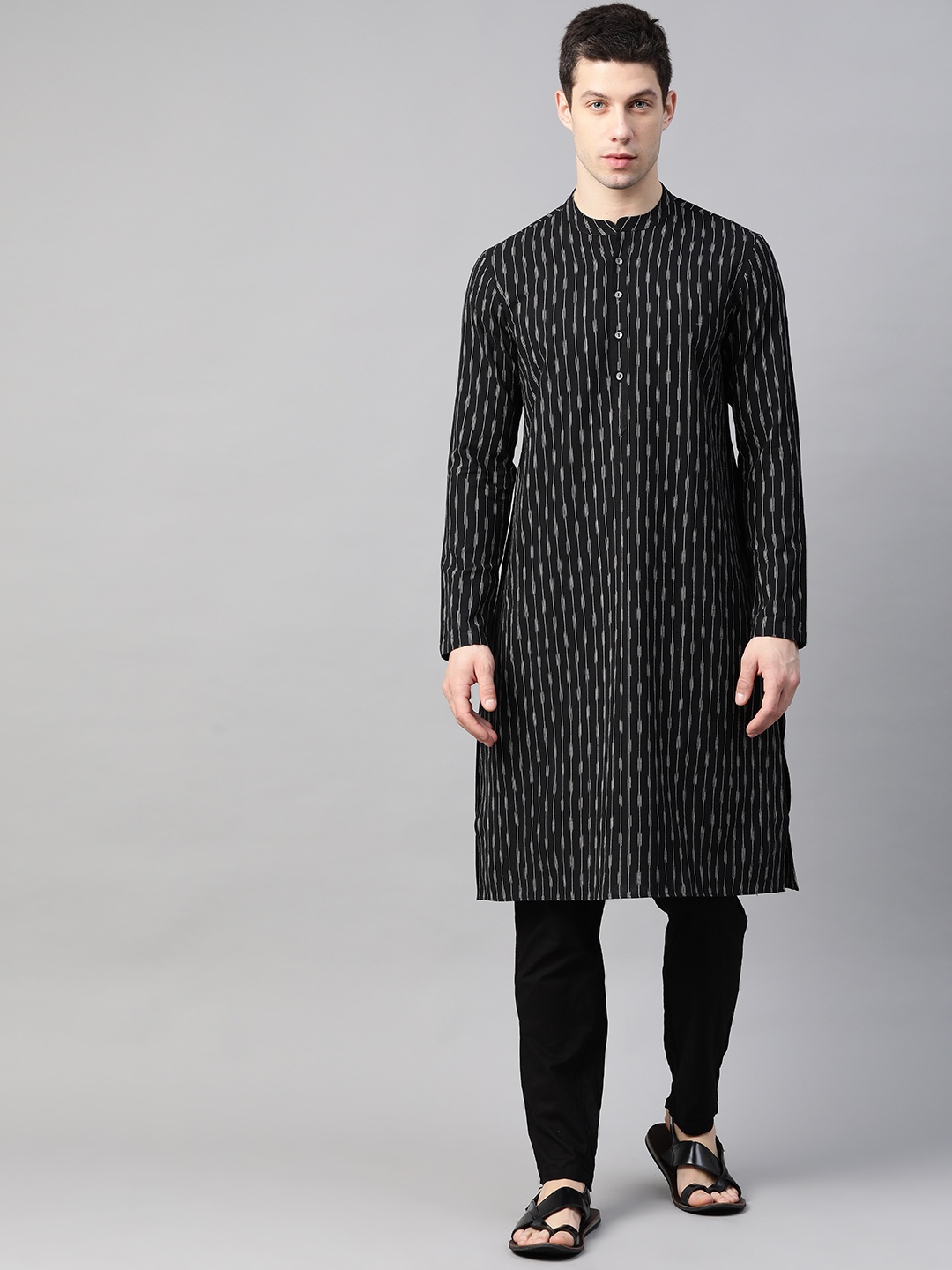 

See Designs Men Black & Off White Handloom Ikat Woven Design Pure Cotton Straight Kurta