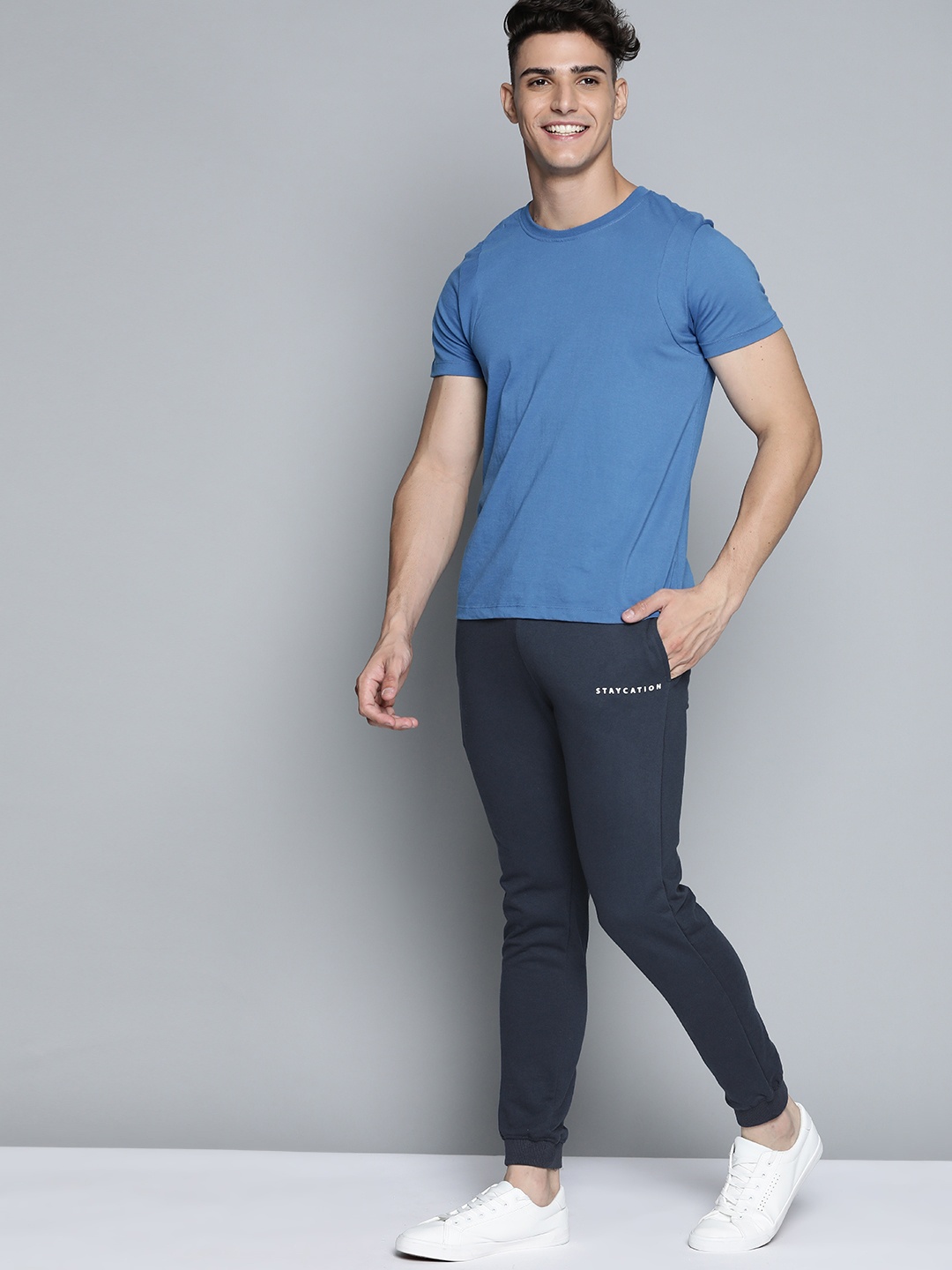 

M&H Easy Men Navy Blue Solid Cotton Joggers