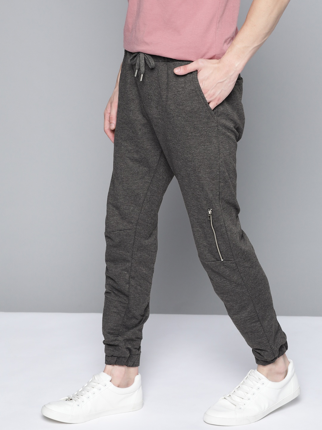 

Mast & Harbour Men Charcoal Grey Solid Joggers