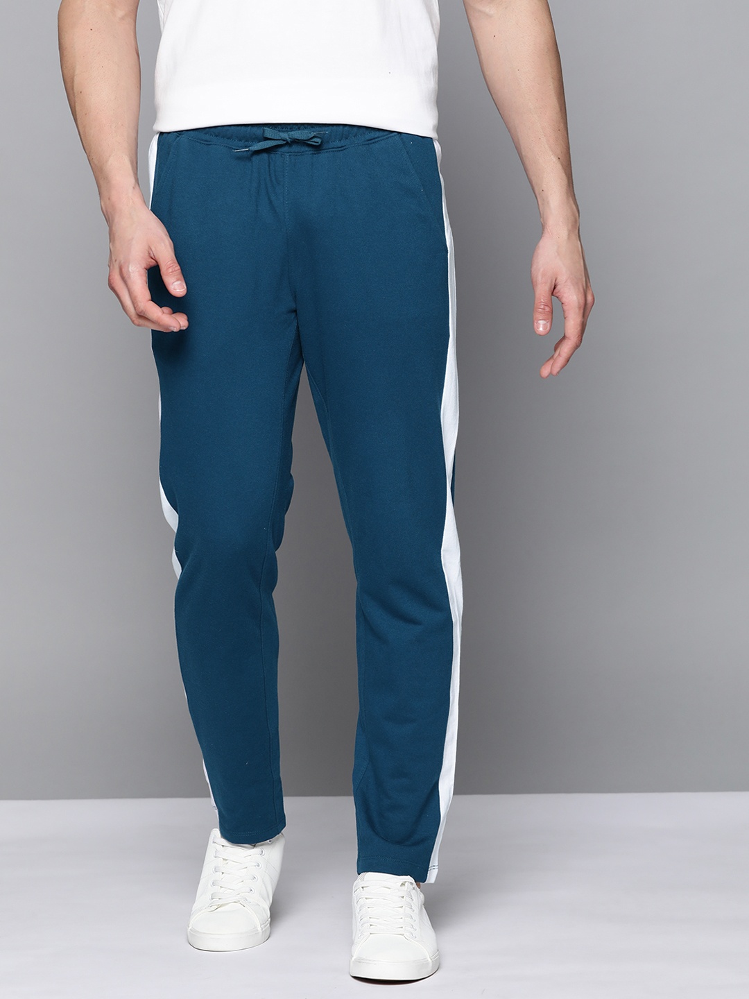 

Mast & Harbour Men Teal Blue Solid Track Pants
