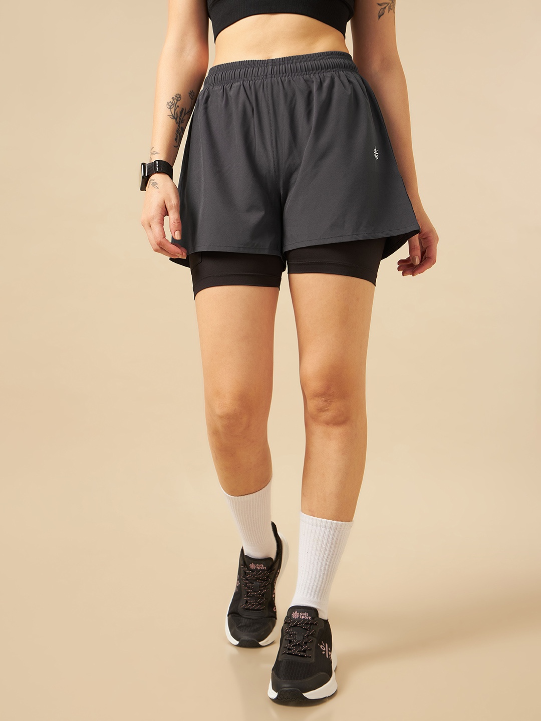 

CULT Women Grey Mid-Rise Workout Shorts with Inner Tights