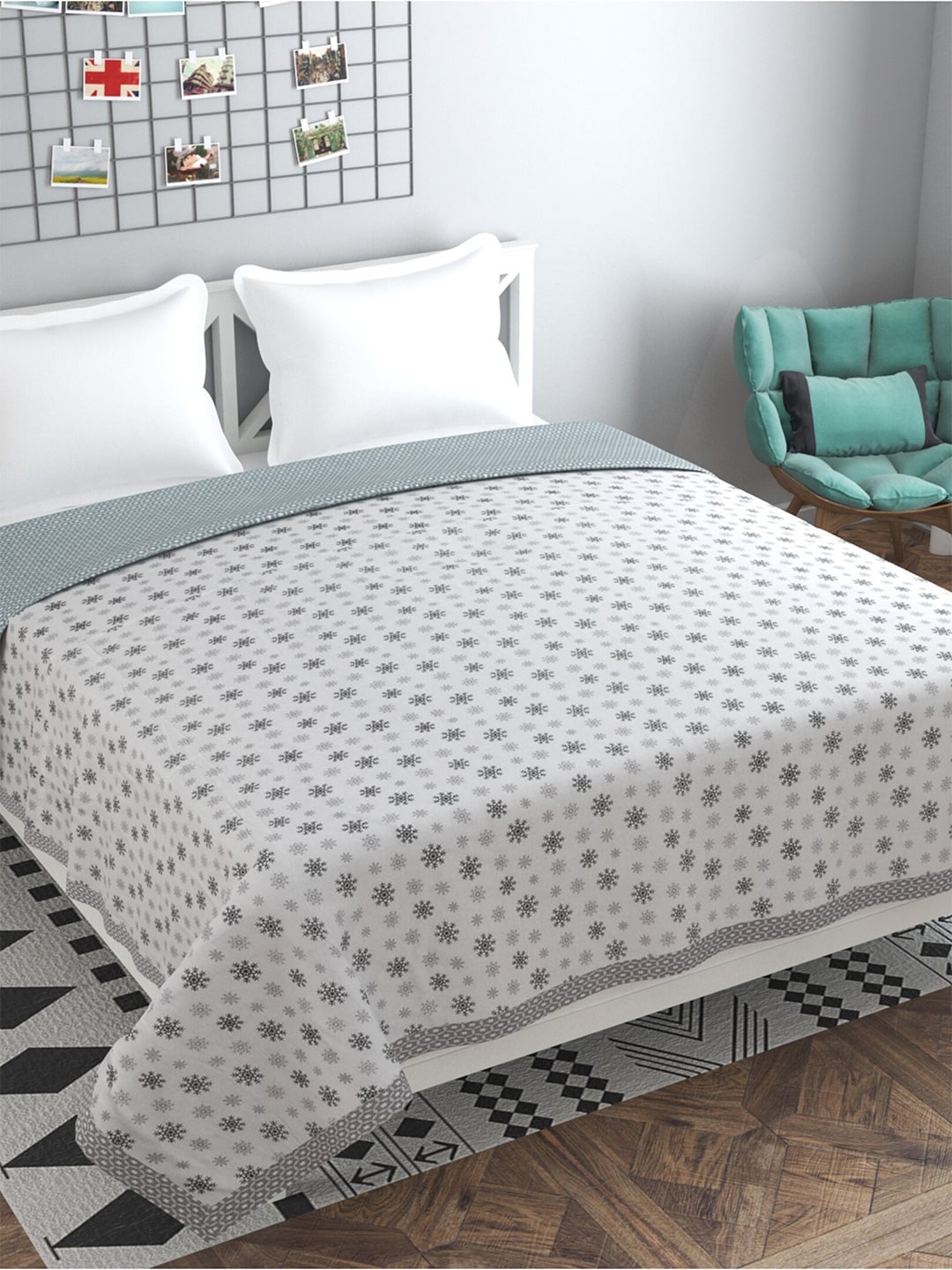 

Florida Grey & White Floral AC Room 120 GSM Double Bed Dohar
