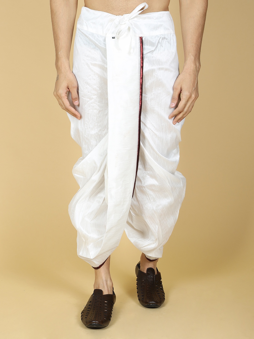 

NAMASKAR Men Off White Solid Dhoti Pants