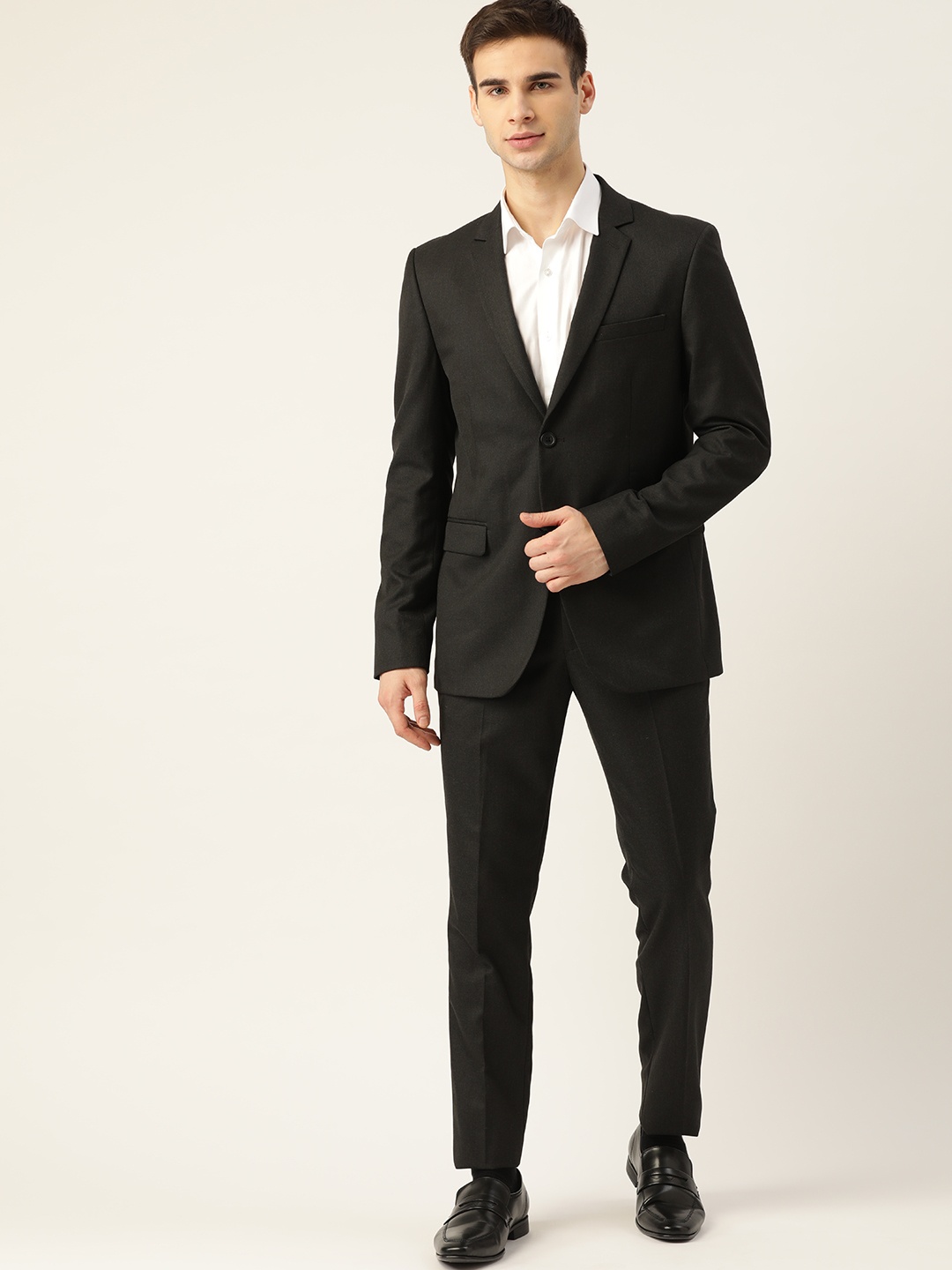 

INVICTUS Men Black Solid Slim Fit Formal Suit