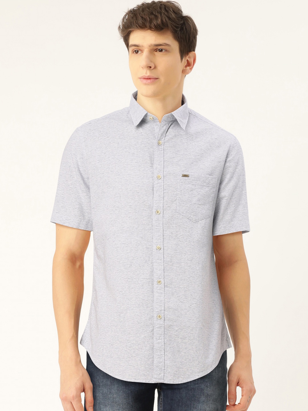 

Peter England Casuals Men Blue Pure Cotton Slim Fit Striped Casual Shirt