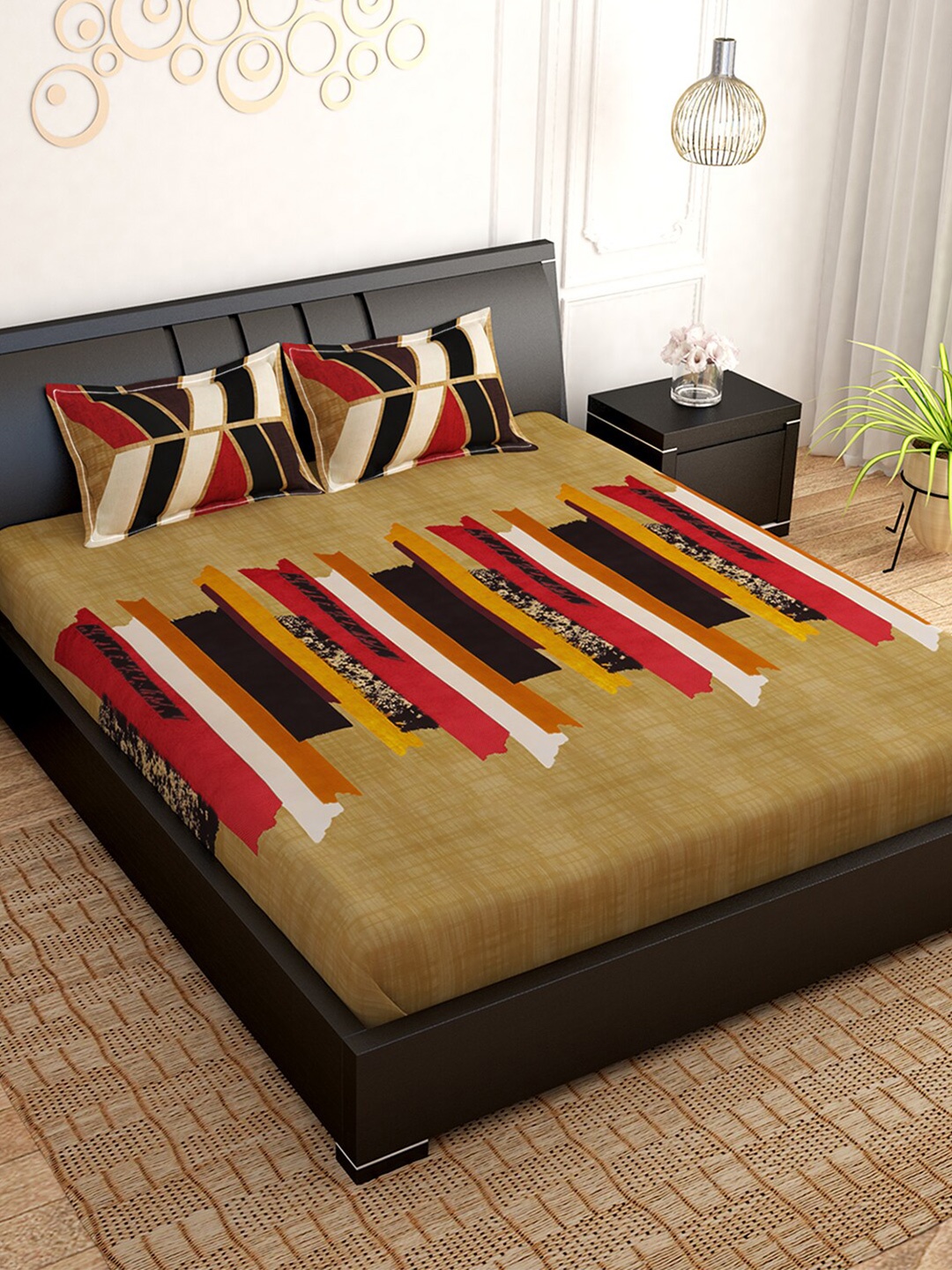 

PAVO Beige & Red Geometric King Bedsheet with 2 Pillow Covers