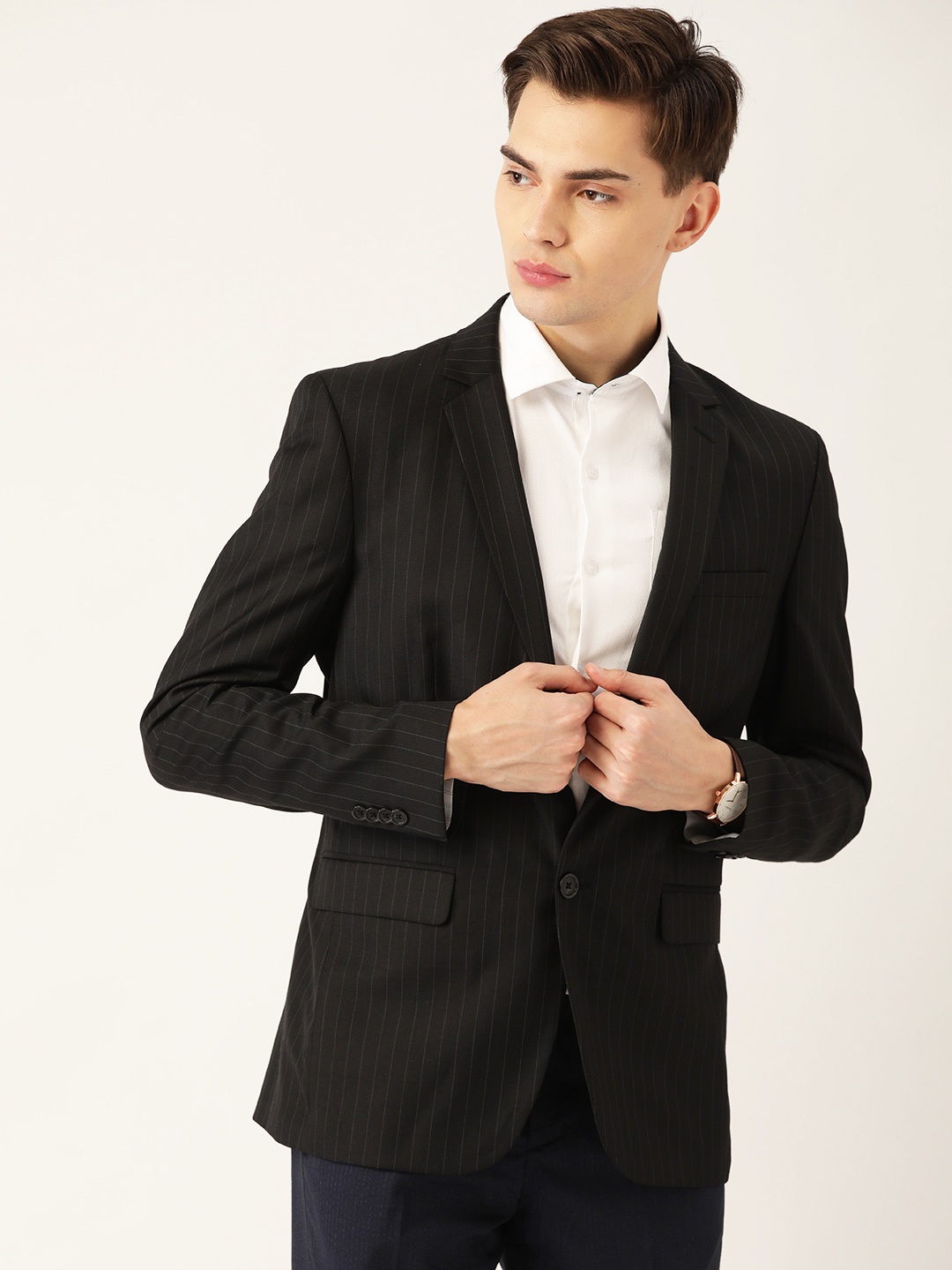 

INVICTUS Men Black & Grey Striped Single Breasted Slim Fit Blazer