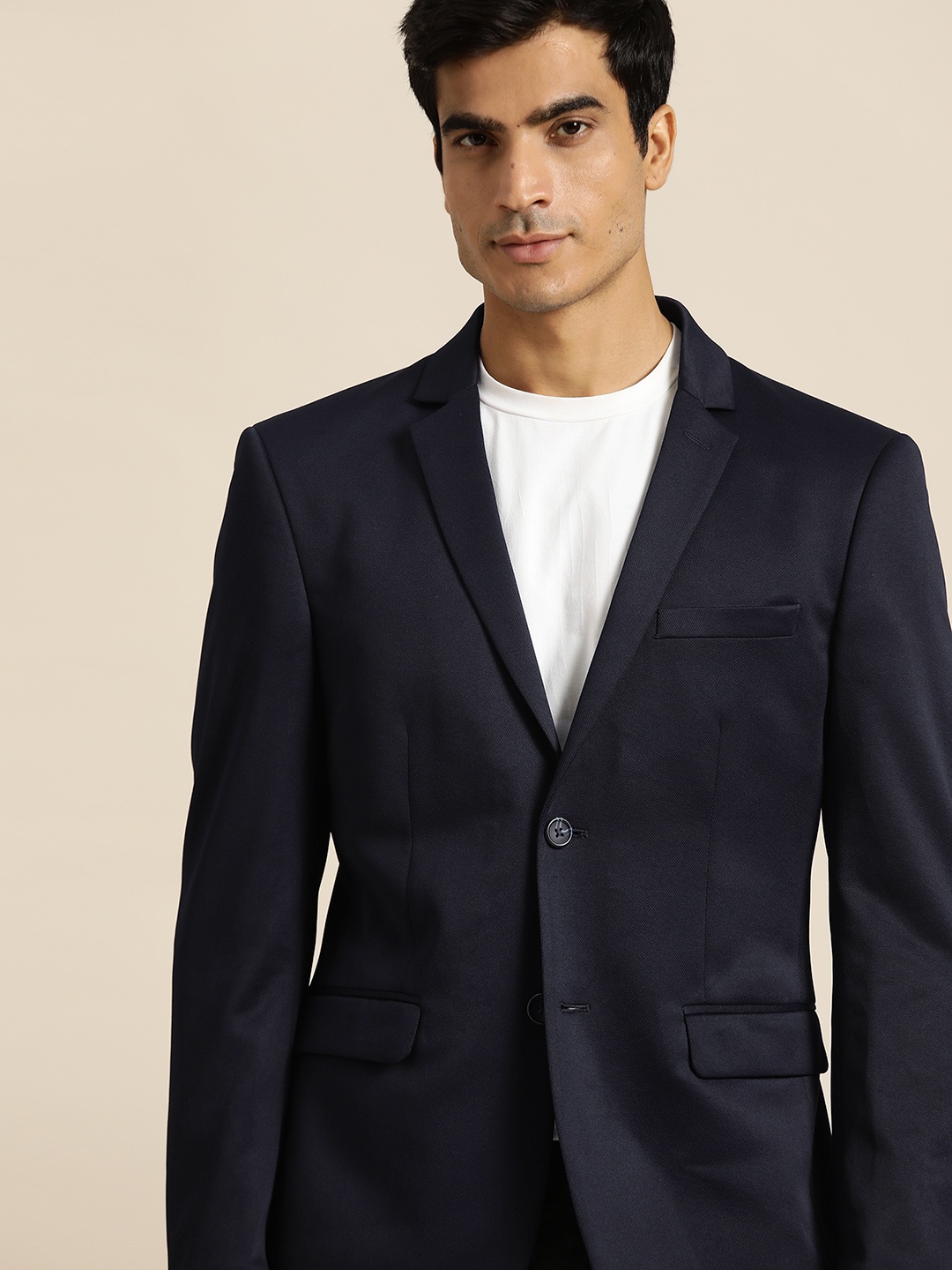 

INVICTUS Men Navy Solid Slim Fit Single-Breasted Smart Casual Blazer, Navy blue