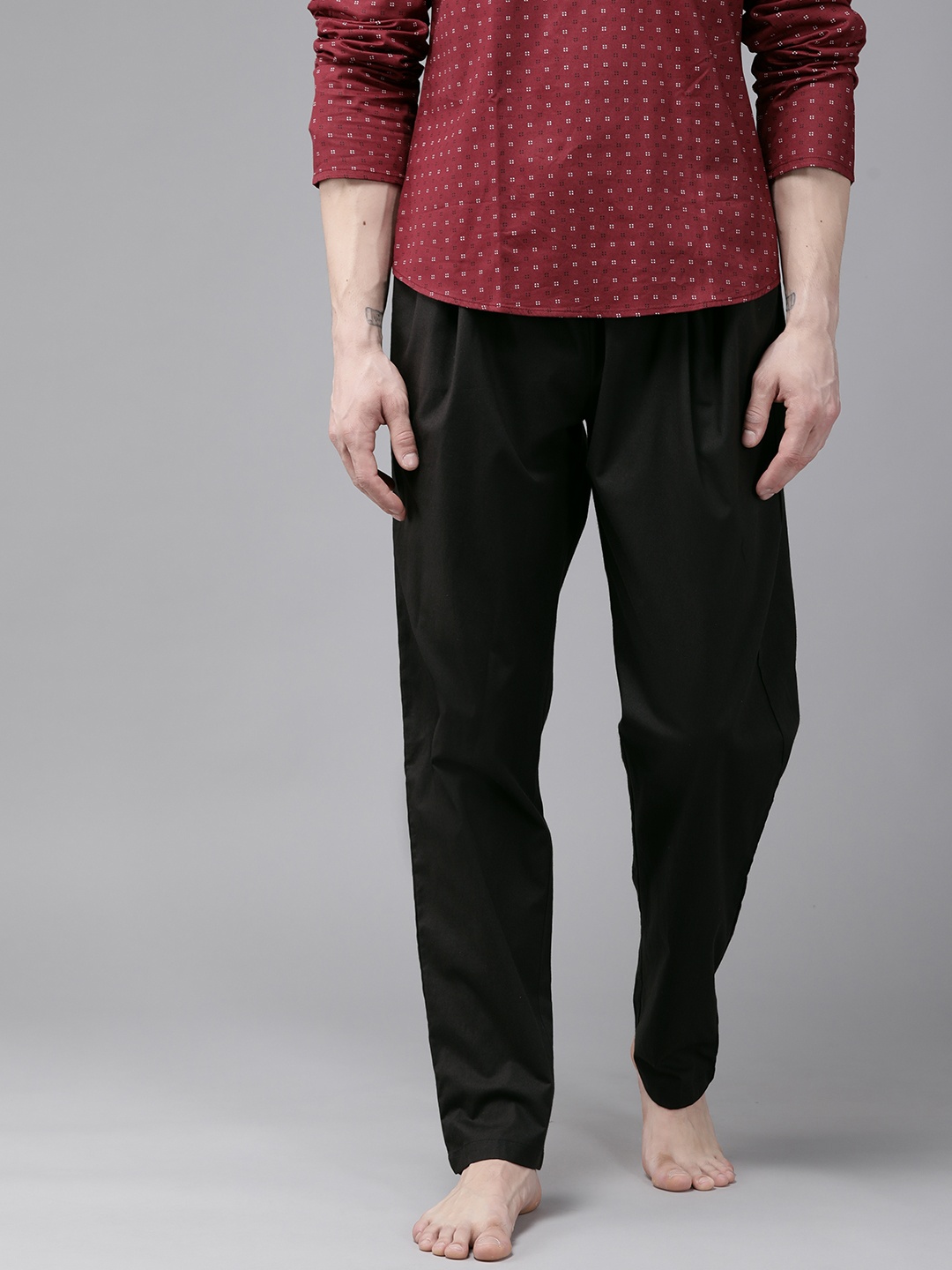 

See Designs Men Black Solid Pure Cotton Lounge Pants