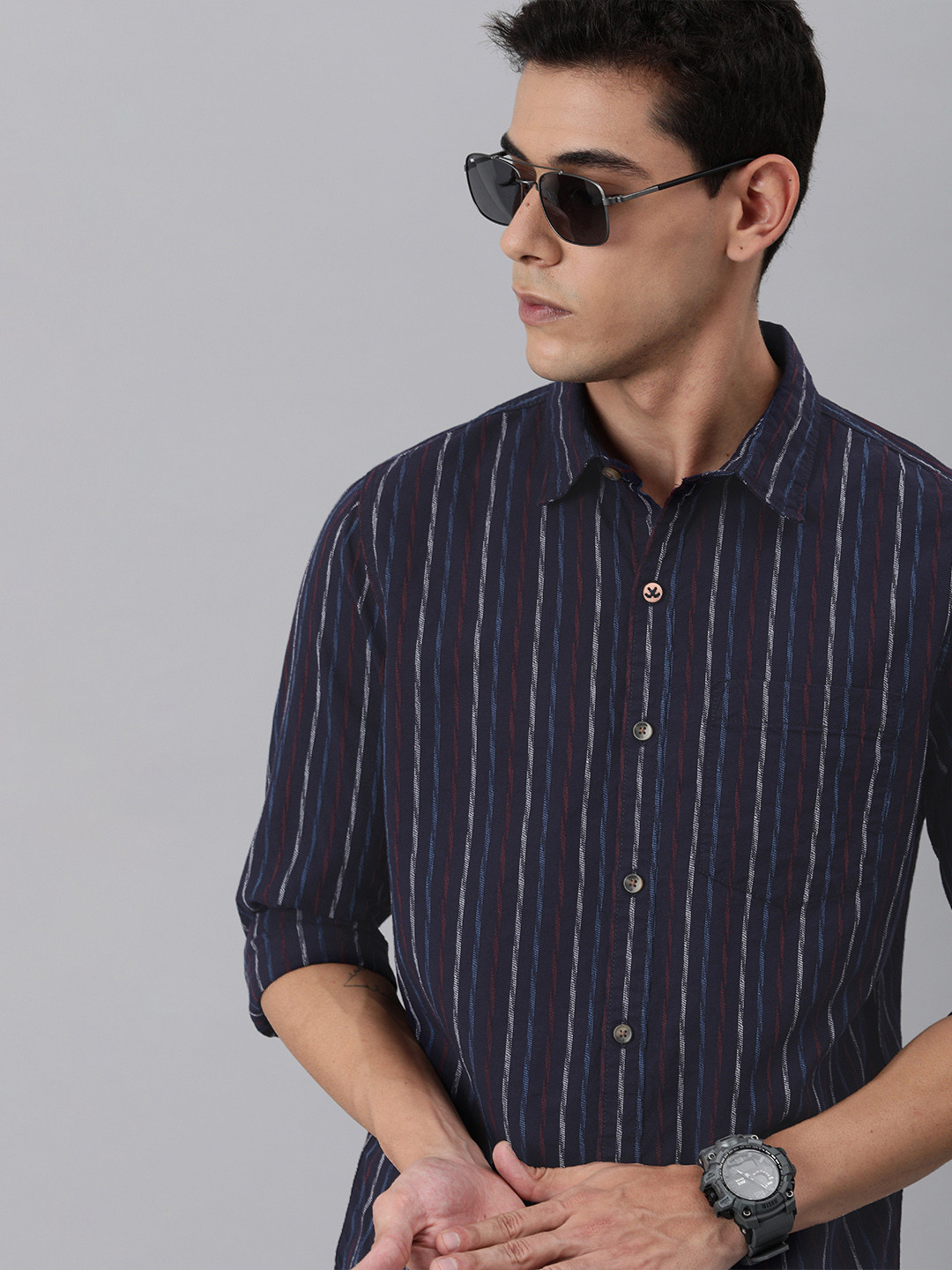 

WROGN Men Navy Blue Slim Fit Striped Casual Shirt