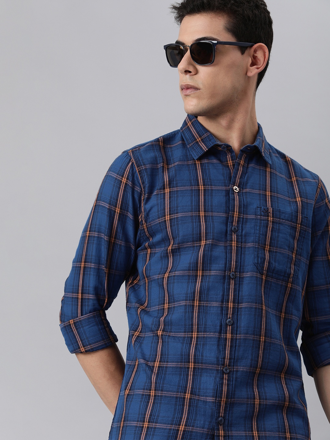 

WROGN Men Blue Slim Fit Checked Casual Shirt