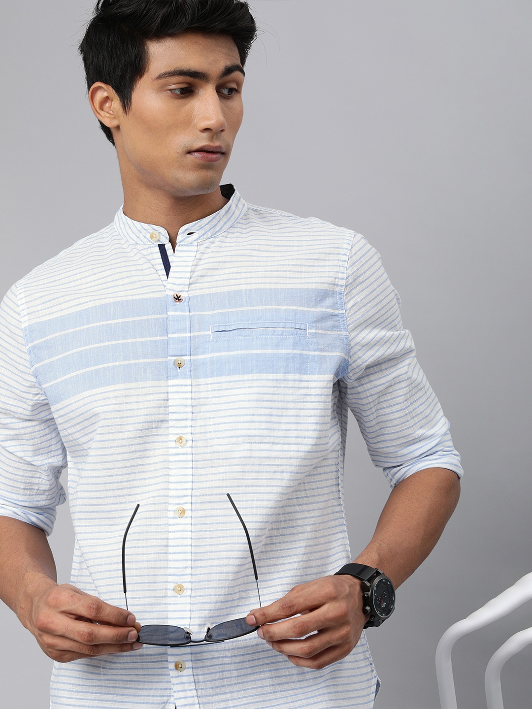 

WROGN Men White Slim Fit Striped Casual Shirt