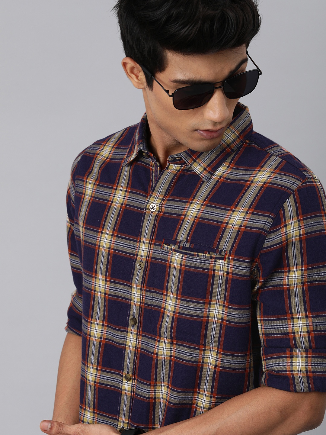 

WROGN Men Navy Blue & Yellow Slim Fit Tartan Checks Casual Shirt