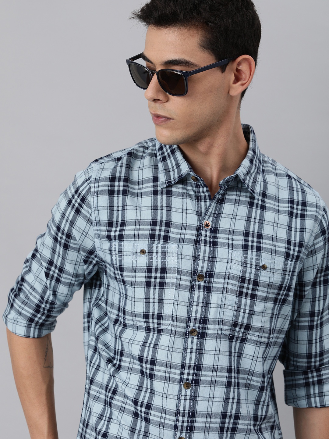 

WROGN Men Blue Pure Cotton Slim Fit Checked Casual Shirt