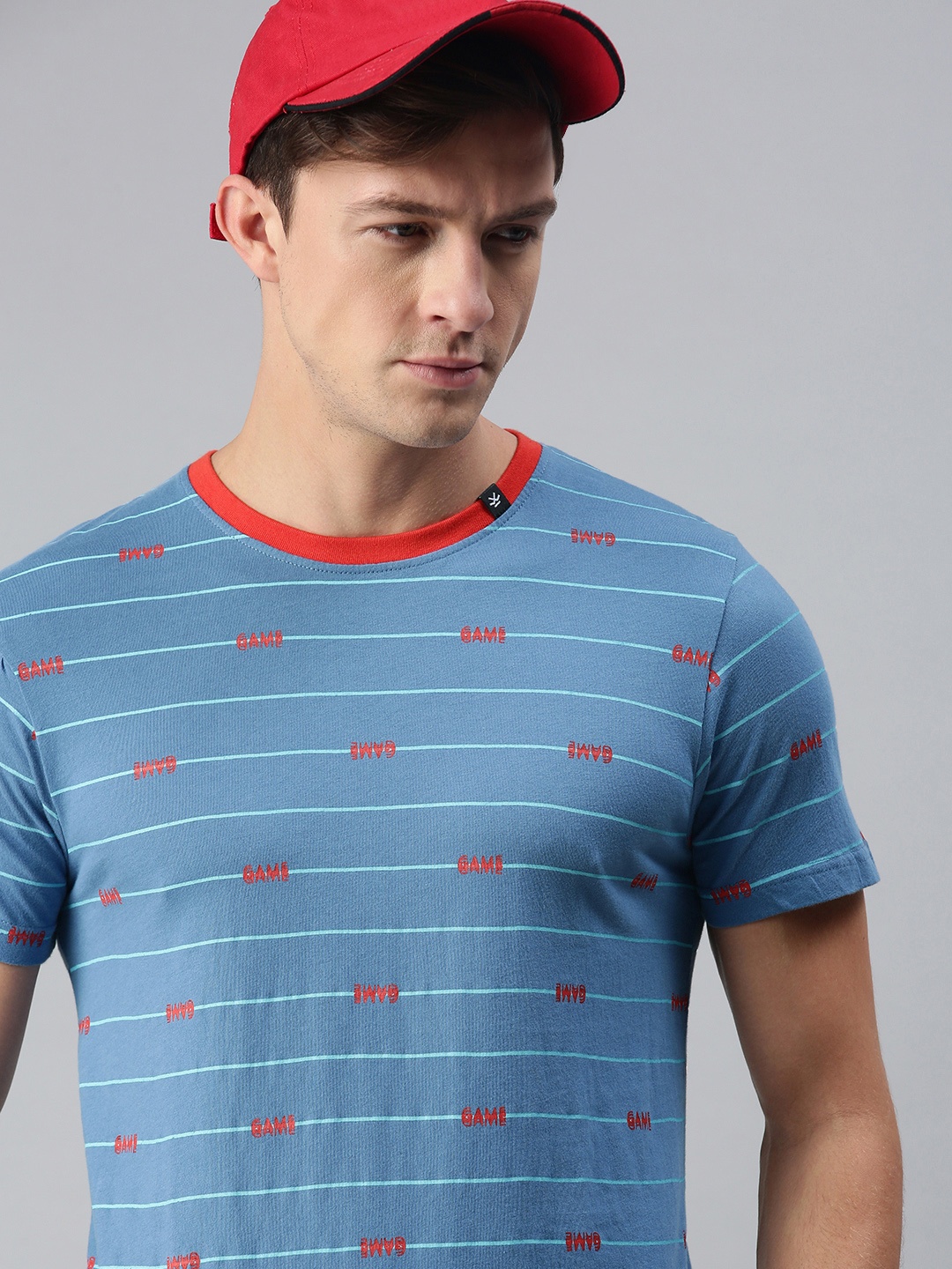 

WROGN Men Blue & Red Striped & Typography Print Slim Fit Cotton T-shirt