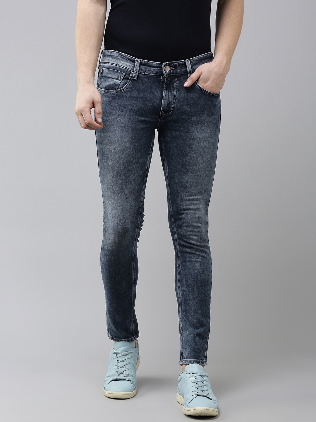 

SPYKAR Men Blue Super Skinny Fit Low-Rise Light Fade Stretchable Jeans