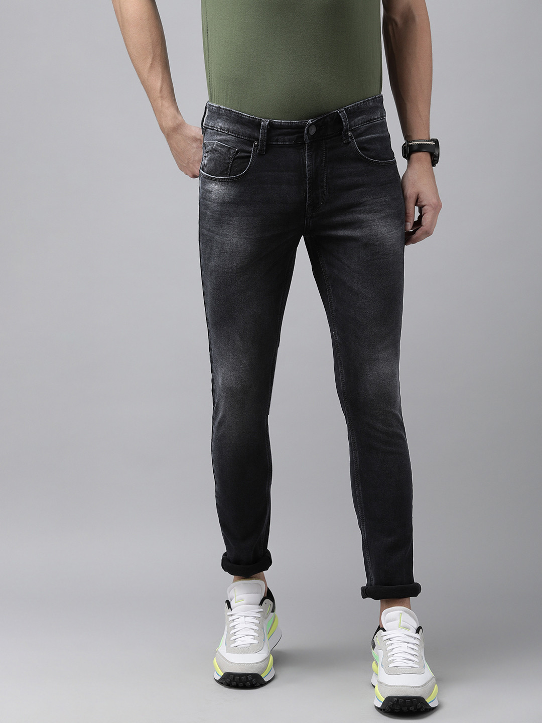 

SPYKAR Men Black Super Skinny Fit Low-Rise Light Fade Stretchable Ankle-Length Jeans