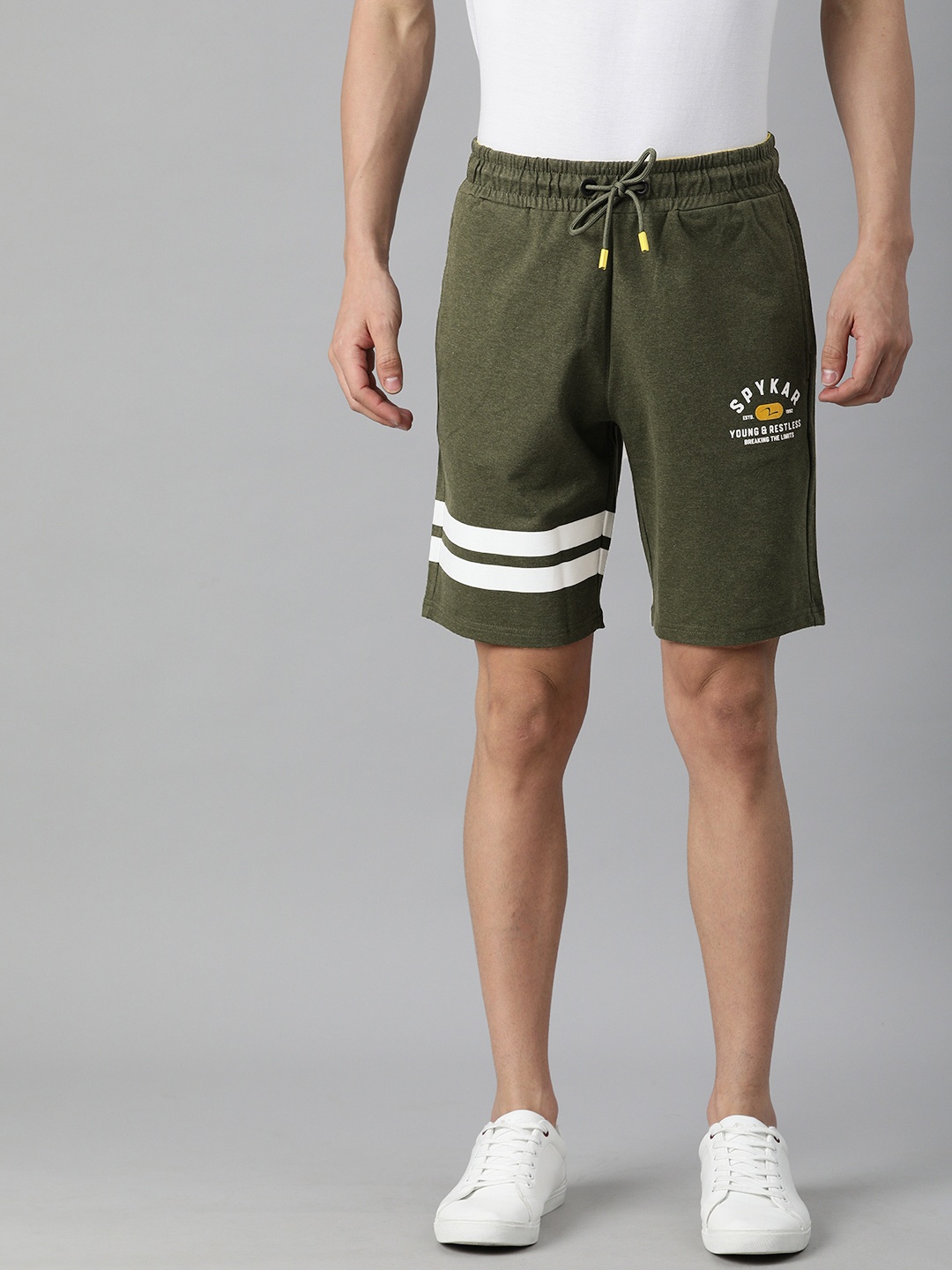 

SPYKAR Men Olive Green Striped Mid-Rise Regular Shorts