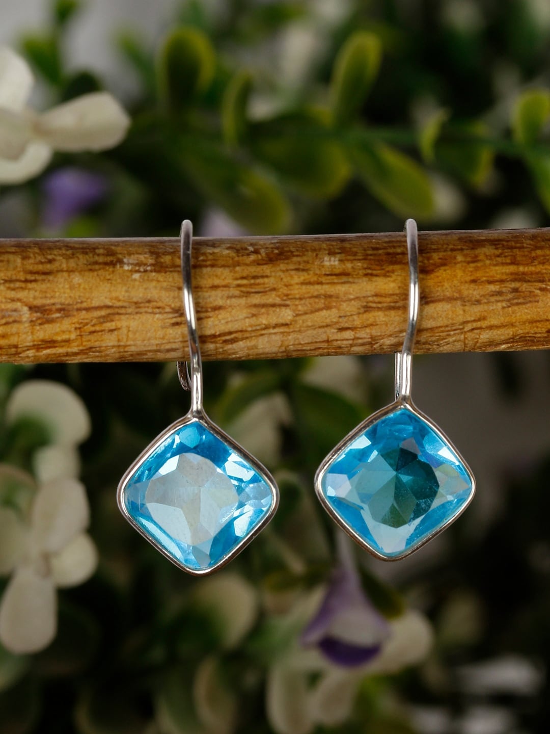 

GIVA 925 Silver Aqua Blue Crystal Earrings