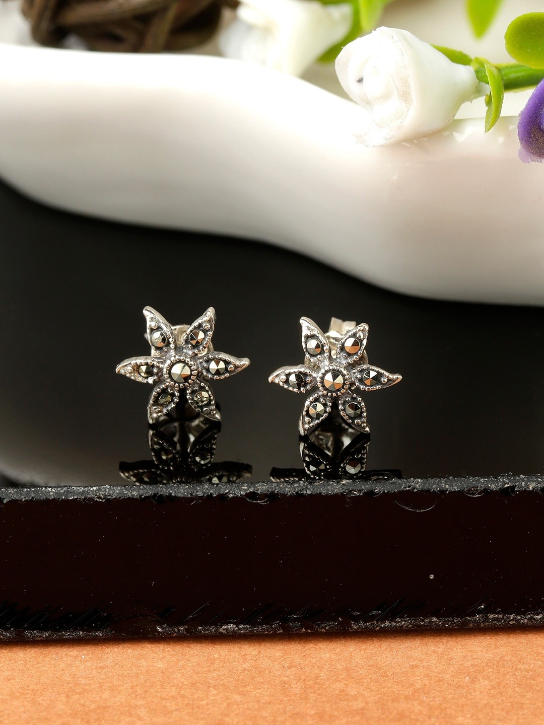 

GIVA x AVNI 925 Sterling Silver & Rhodium-Plated Floral Studs
