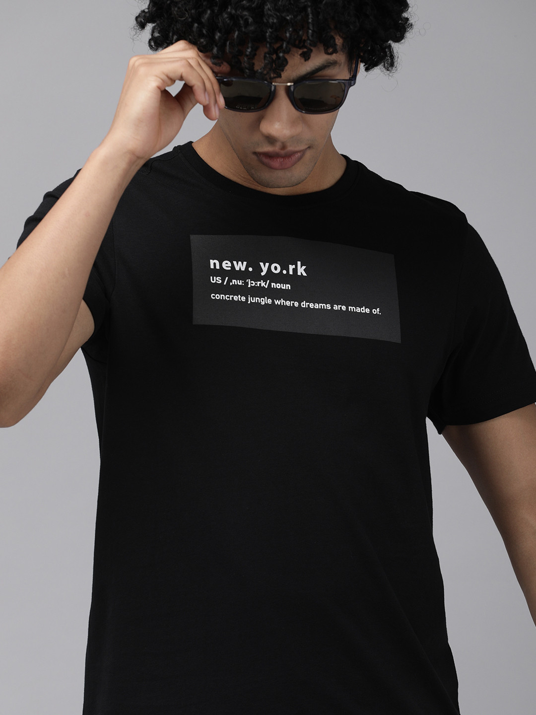 

Arrow Sport Men Black White Printed Casual Pure Cotton T-shirt
