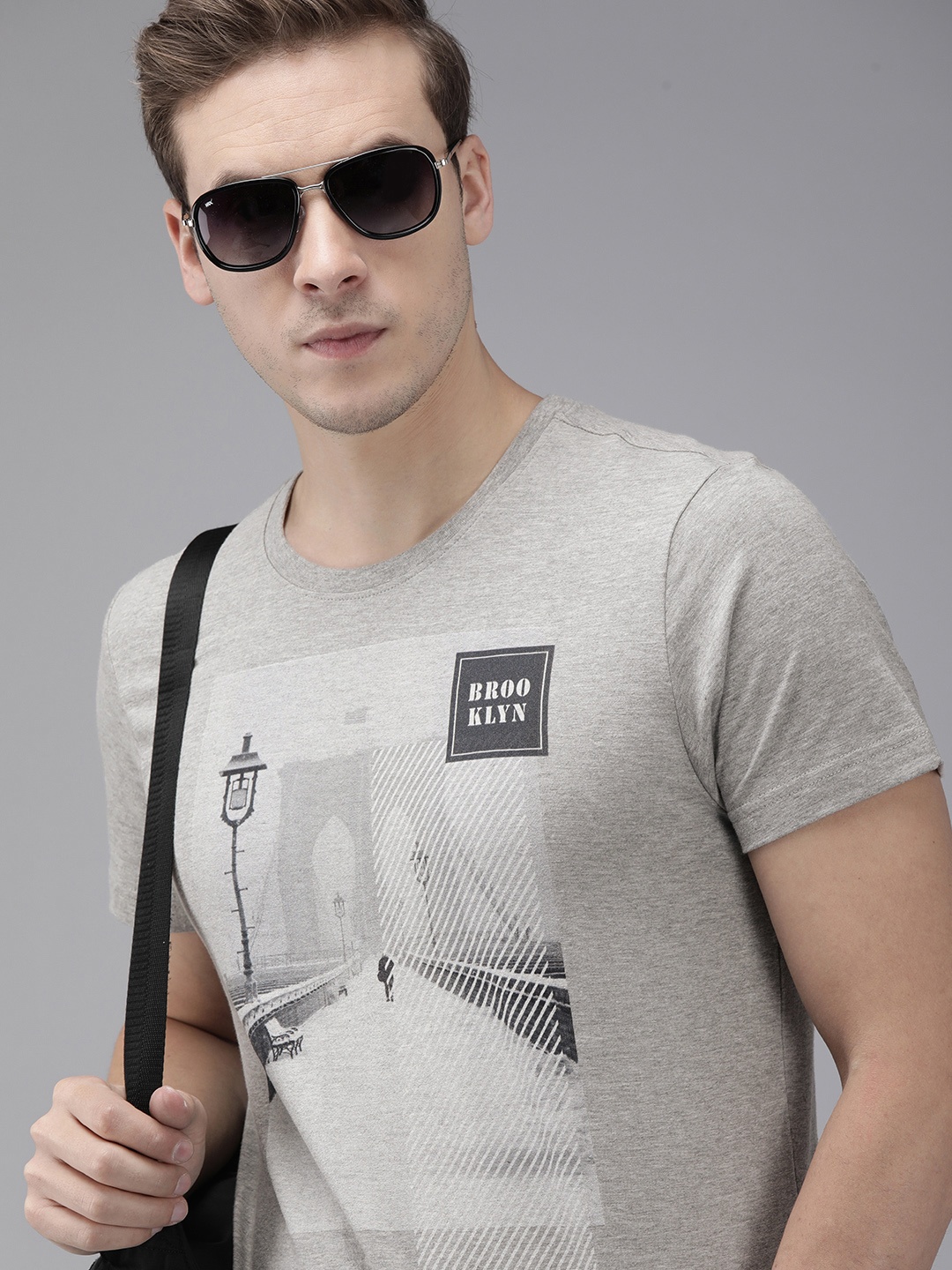 

Arrow Sport Men Grey Melange Graphic Printed T-shirt