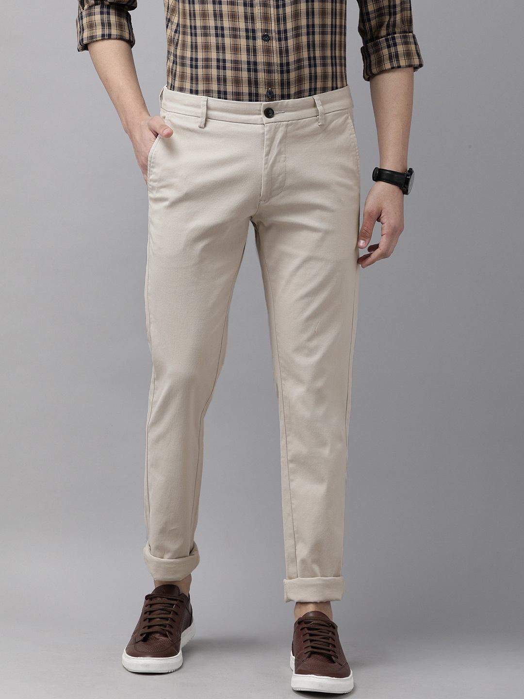 

Arrow Sport Men Beige Slim Fit Chinos