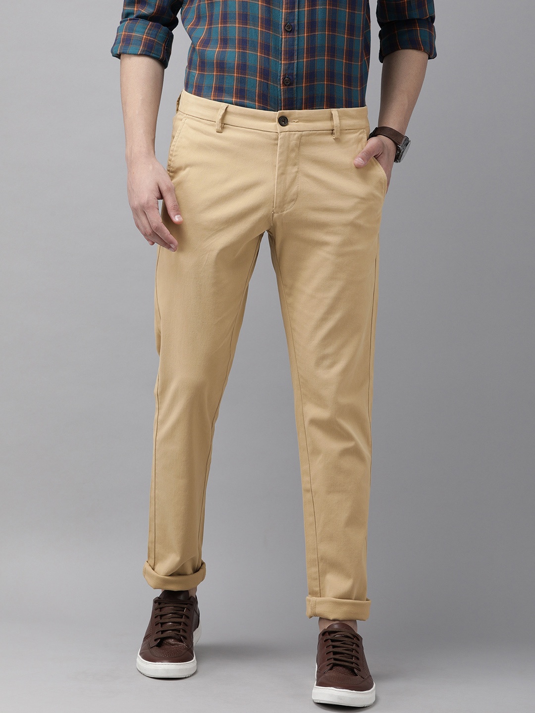 

Arrow Sport Men Khaki Bronson Slim Fit Chinos Trousers