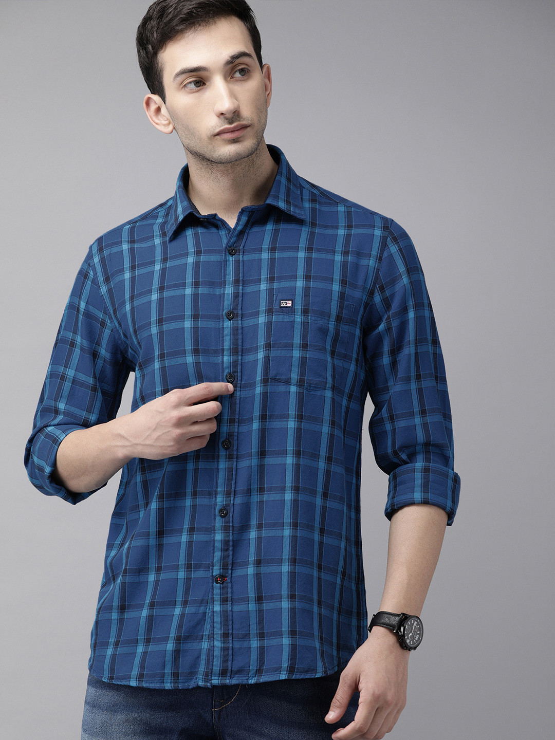 

Arrow Sport Men Blue Manhattan Slim Fit Checked Casual Shirt