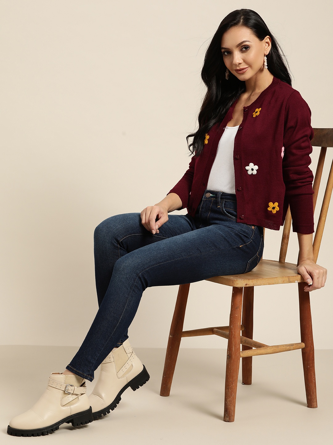 

Sangria Women Maroon Floral Embroidered Cardigan