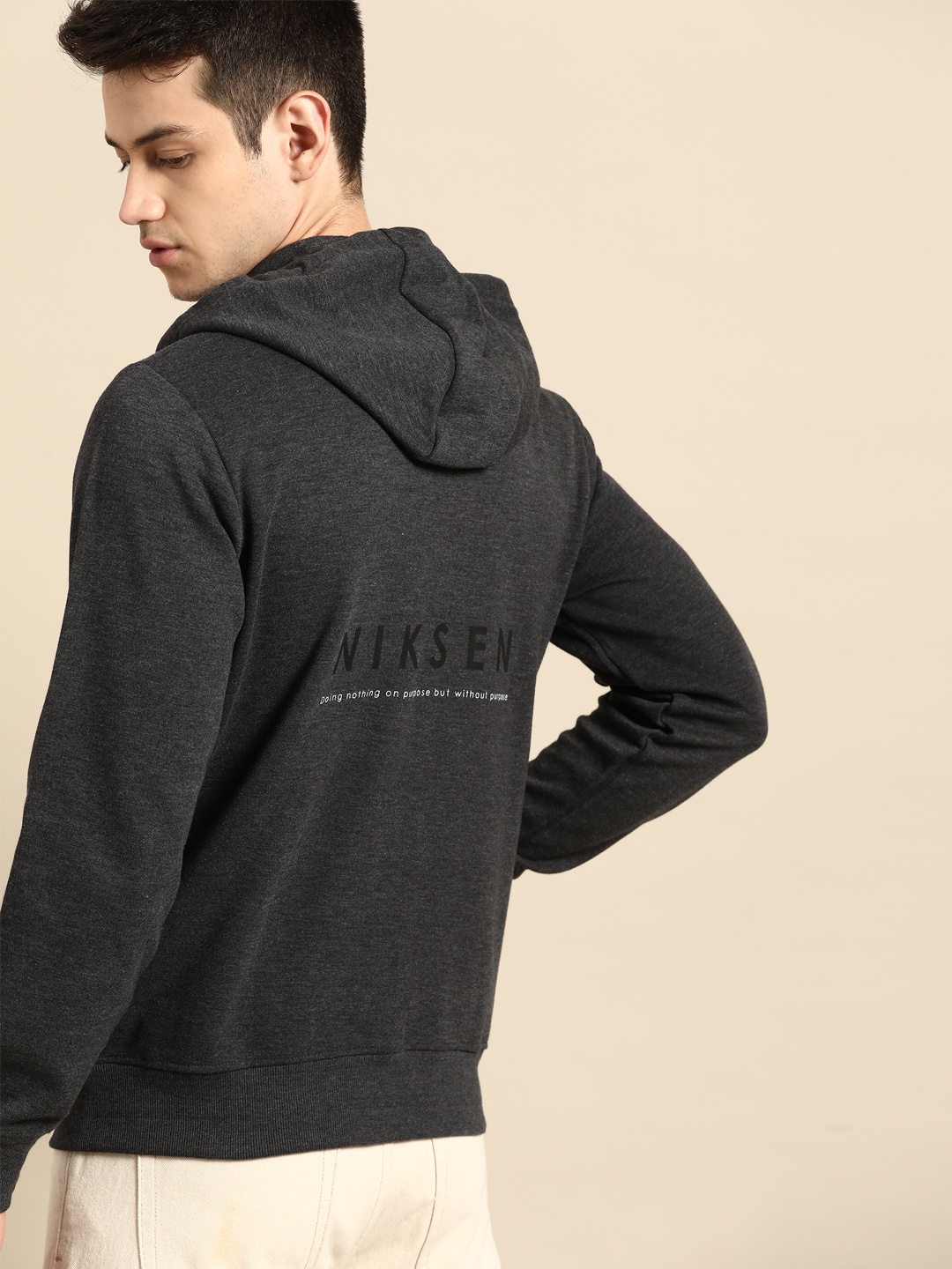 

ether Men Charcoal Black Printed Hooded Sweatshirt