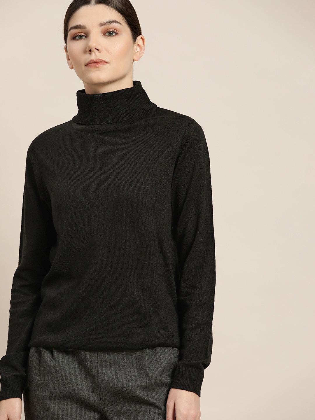 

ether Women Black Solid Pullover