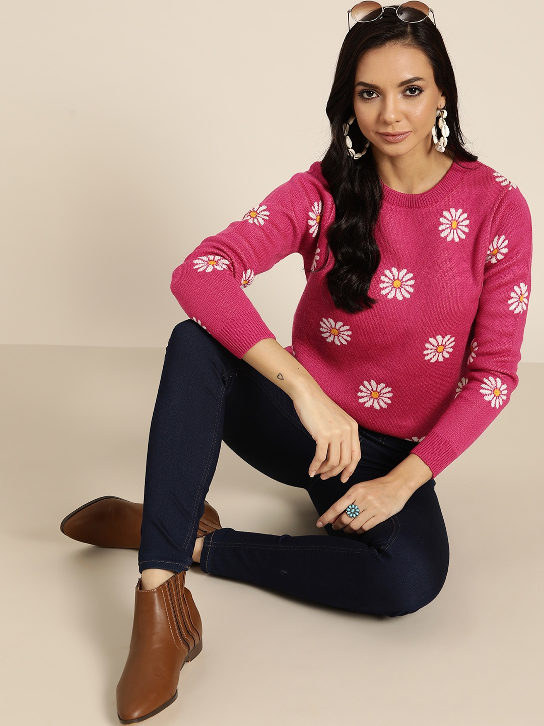 

Sangria Pink & White Floral Sweater Top