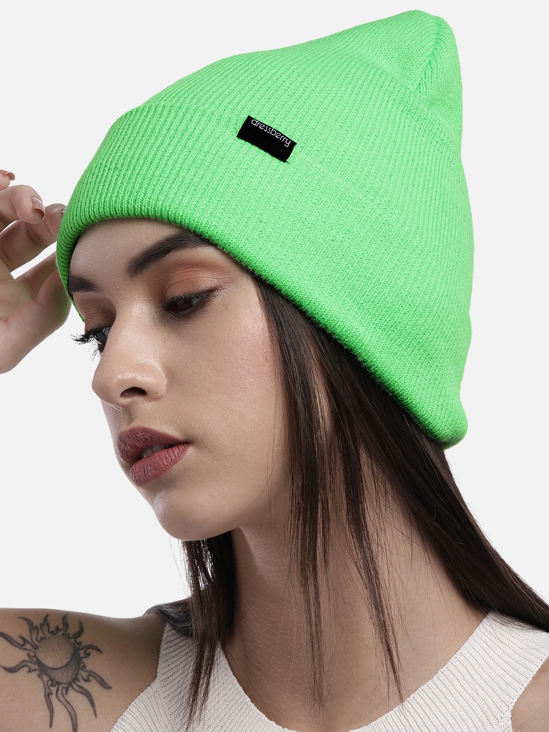 

DressBerry Women Green Solid Beanie