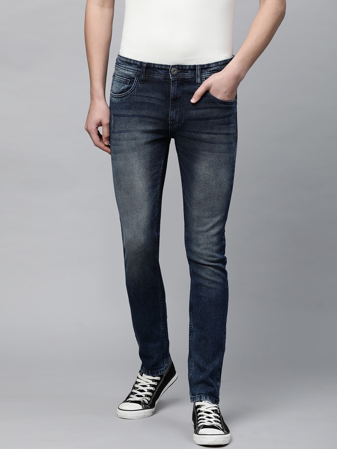 

abof Men Blue Slim Fit Heavy Fade Stretchable Jeans