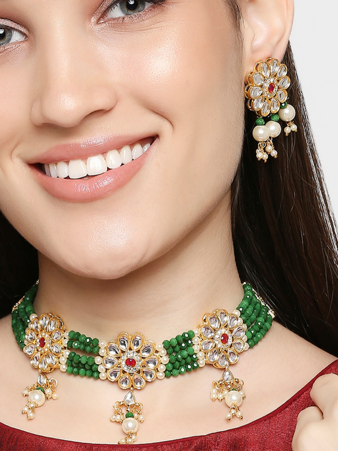 

OOMPH Gold-Plated Green Beads Kundan & Pearls Ethnic Choker Jewellery Set